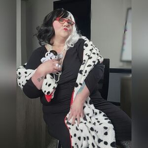 Meet your Posher, April